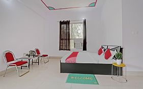 Guru Krapa Marriage Lawn